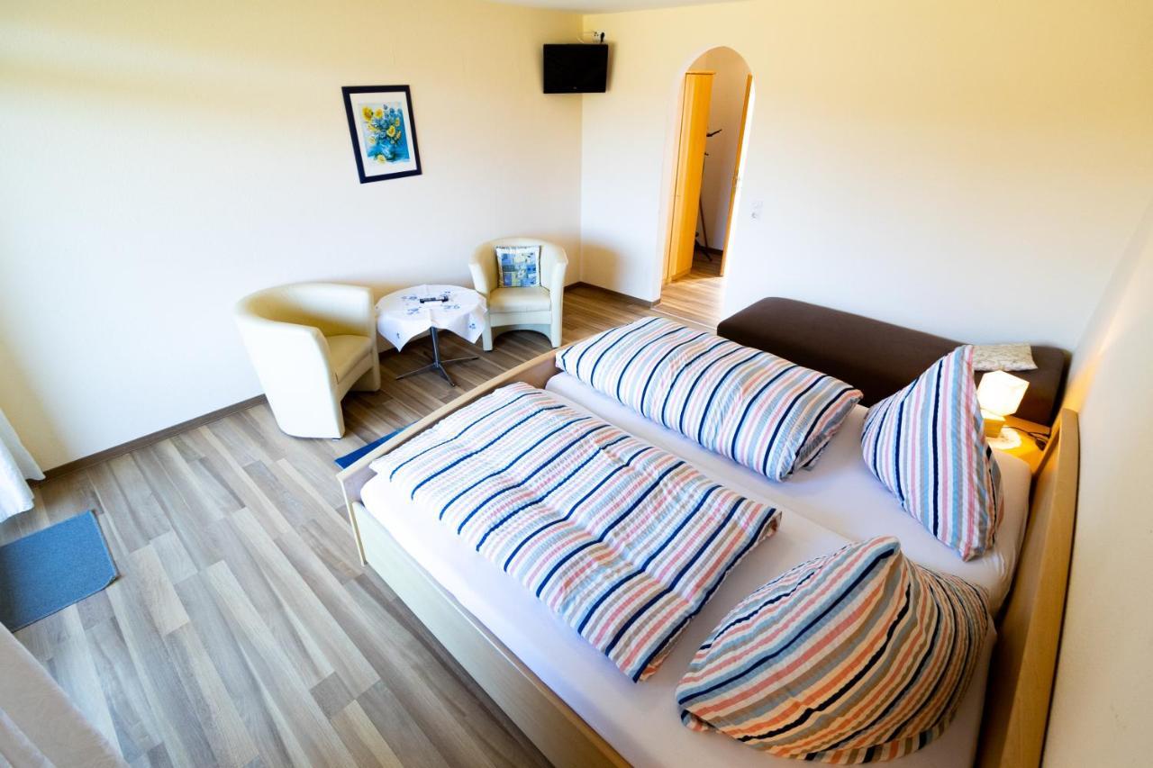 Pension Am Hardausee Suderburg Buitenkant foto