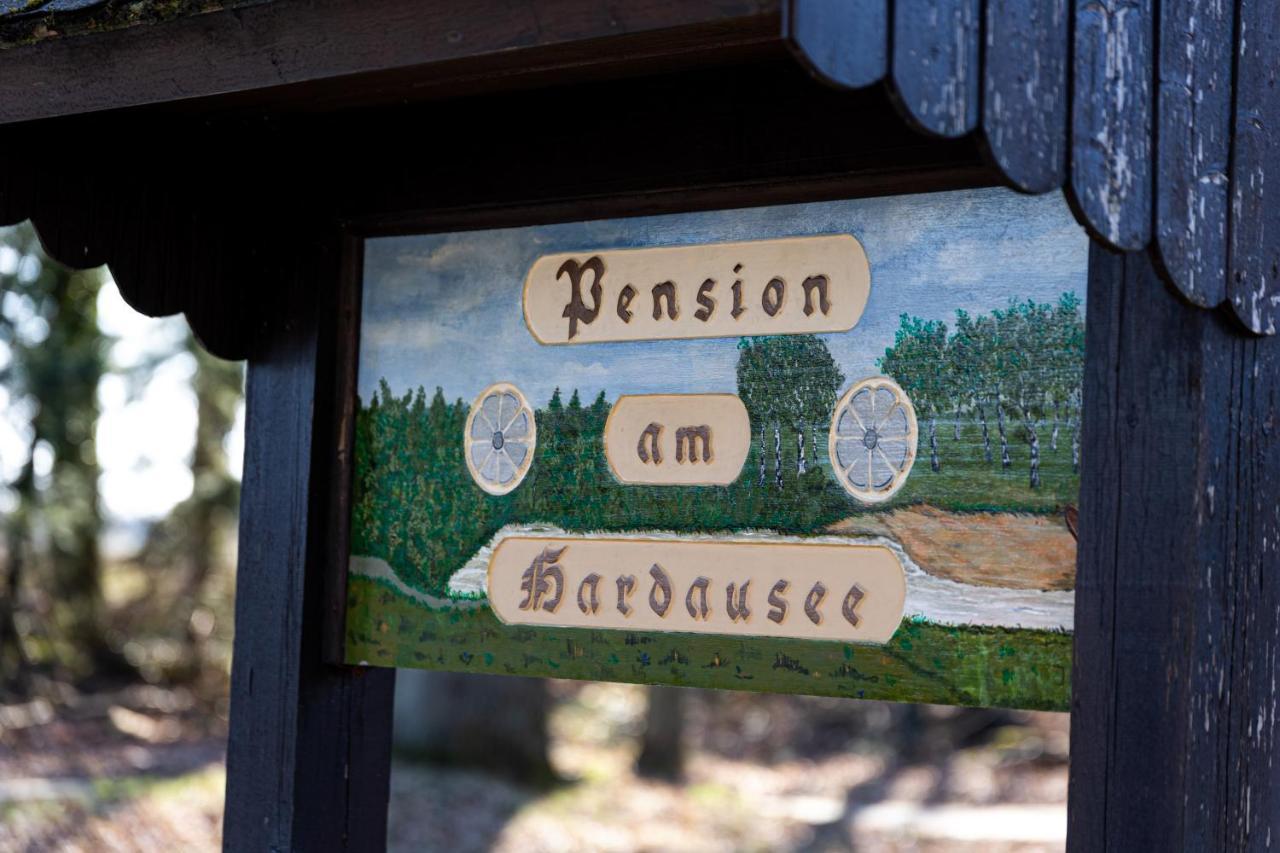 Pension Am Hardausee Suderburg Buitenkant foto