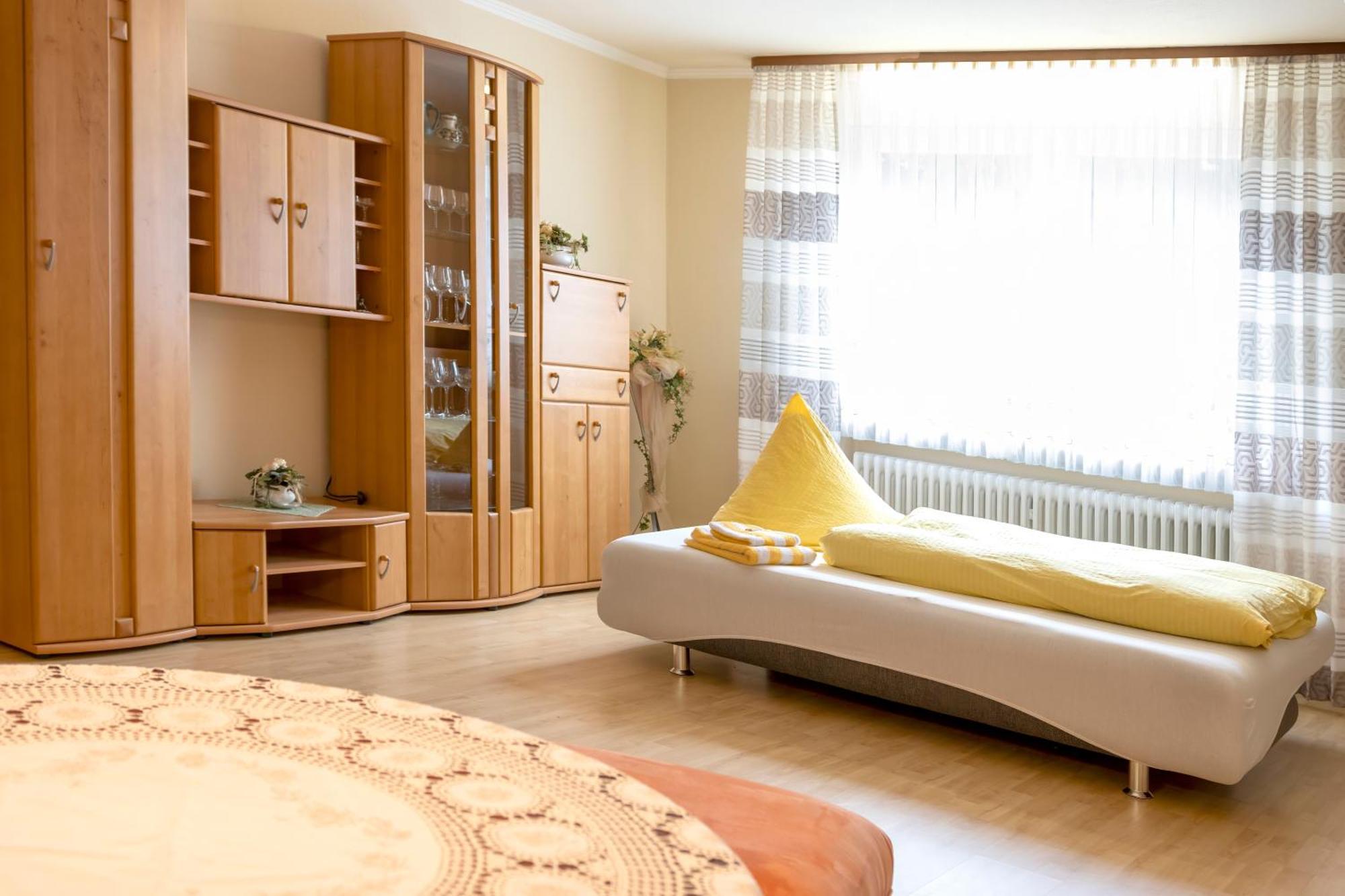 Pension Am Hardausee Suderburg Buitenkant foto